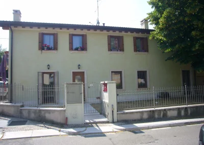 Edificio Unifamiliare Sona VR